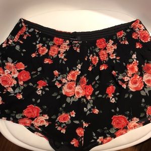 flowy floral shorts